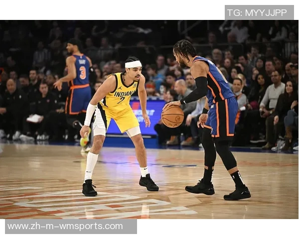 尼克斯与老鹰激战正酣球迷期待精彩对决与惊艳表现 尼克斯与老鹰激战正酣球迷期待精彩对决与惊艳表现